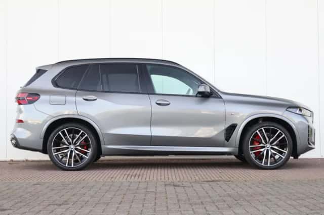 BMW X5 (2026) thumbnail 5