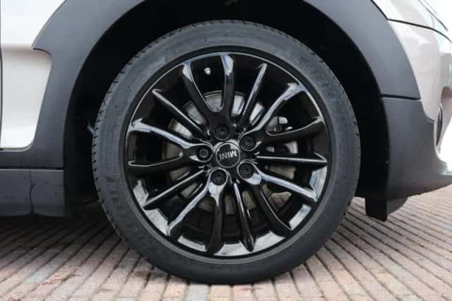 MINI Clubman (2022) thumbnail 6