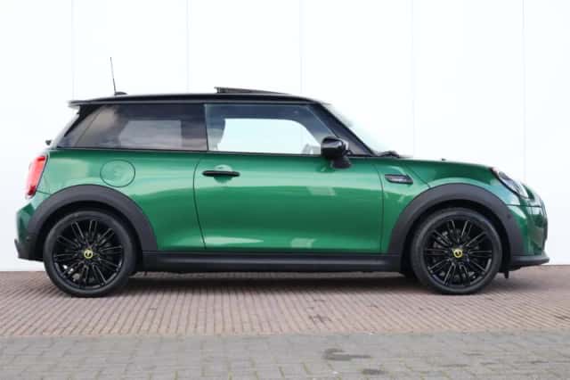 MINI Mini Electric (2022) thumbnail 5