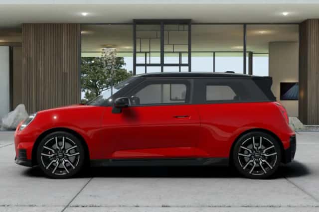 MINI Mini Electric (2026) thumbnail 2