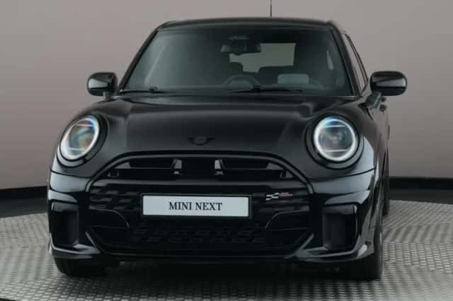 MINI Cooper S (2025) thumbnail 5