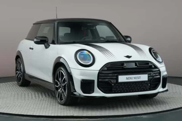 MINI Cooper S (2025) thumbnail 4