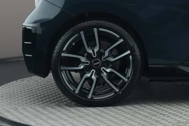 MINI Mini Electric (2026) thumbnail 3
