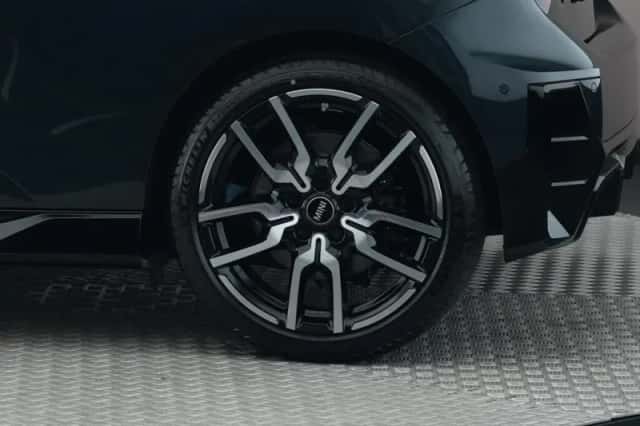 MINI Mini Electric (2026) thumbnail 6
