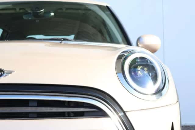 MINI Cooper (2022) thumbnail 3