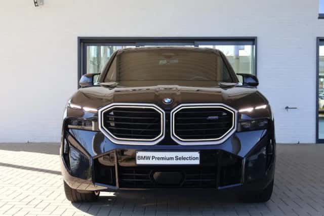 BMW XM (2024) thumbnail 3