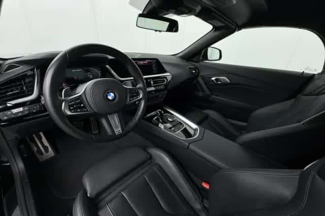 BMW Z4 (2025) thumbnail 5