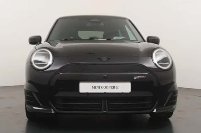 MINI John Cooper Works (2026) thumbnail 6