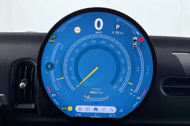 MINI Cooper (2025) thumbnail 3