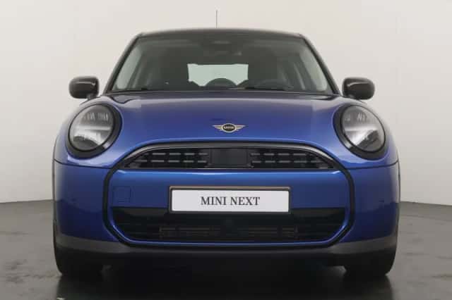 MINI Cooper (2025) thumbnail 6