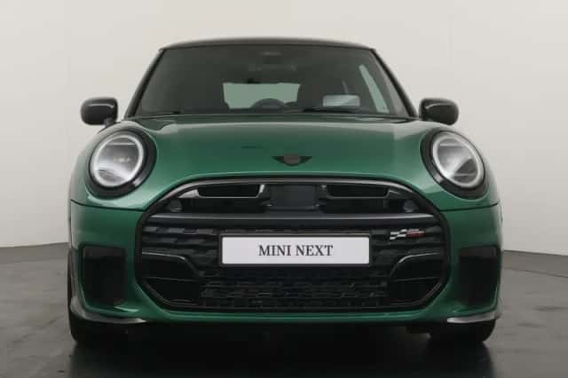 MINI Cooper (2025) thumbnail 6