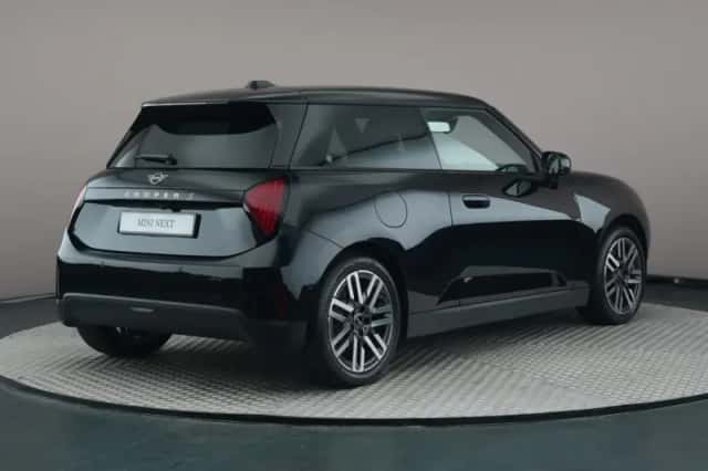 MINI Mini Electric (2026) thumbnail 2