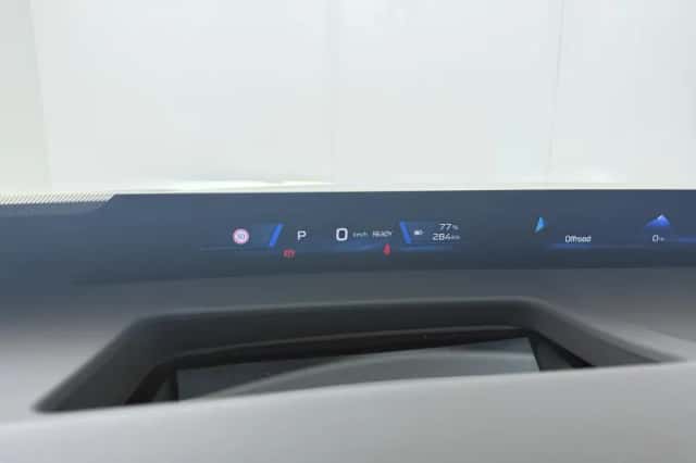 BMW iX3 (2026) thumbnail 3