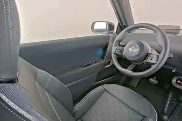 MINI Mini Electric (2026) thumbnail 4
