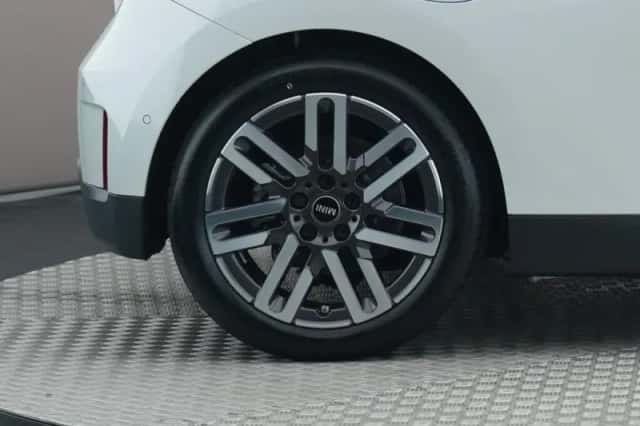 MINI Mini Electric (2026) thumbnail 6
