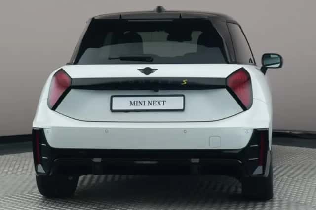 MINI John Cooper Works (2026) thumbnail 3