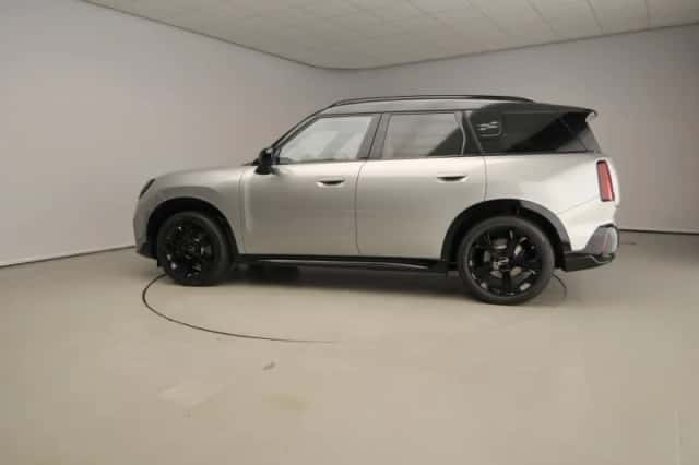MINI Countryman (2026) thumbnail 5