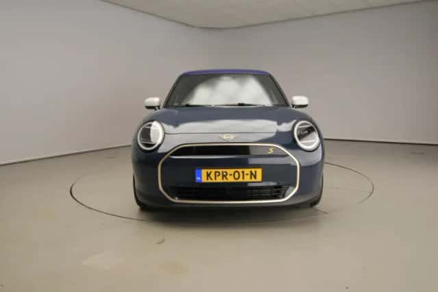 MINI Mini Electric (2026) thumbnail 4