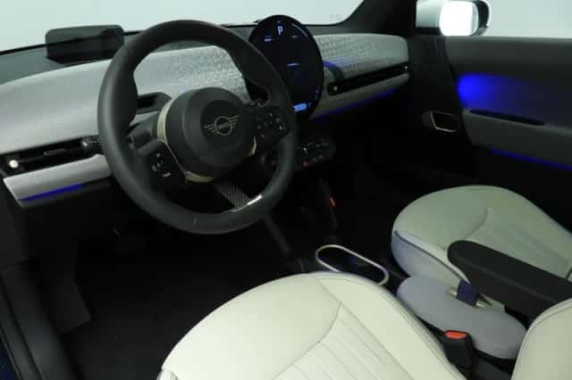 MINI Mini Electric (2026) thumbnail 6