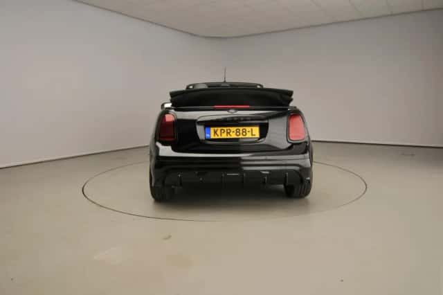 MINI Cabrio (2026) thumbnail 5