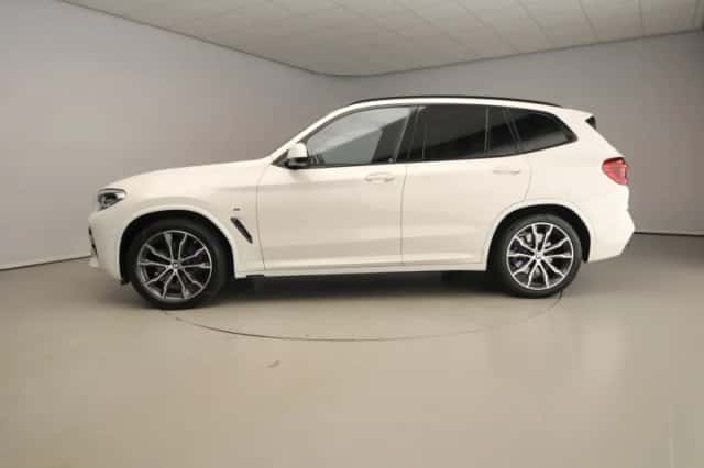 BMW X3 (2020) thumbnail 2