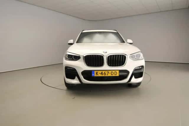 BMW X3 (2020) thumbnail 5