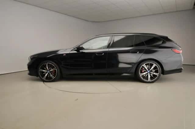 BMW 5-Serie (2025) thumbnail 2