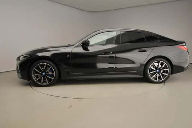BMW i4 (2025) thumbnail 2