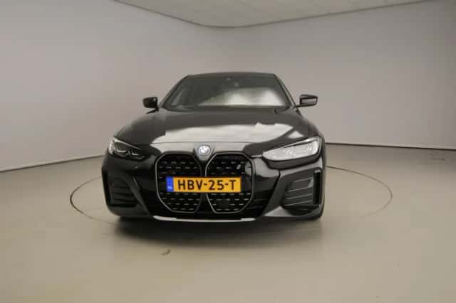 BMW i4 (2025) thumbnail 5