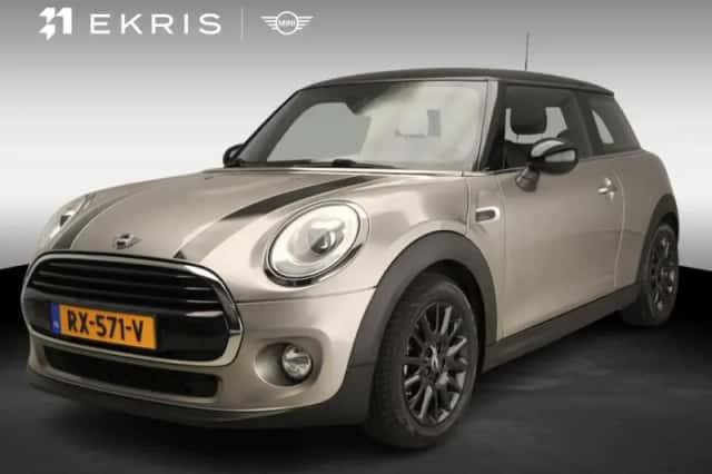 MINI Cooper (2018) thumbnail 1