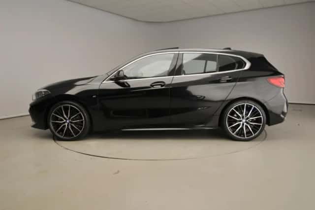 BMW 1-Serie (2021) thumbnail 2