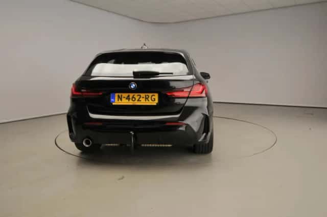 BMW 1-Serie (2021) thumbnail 3