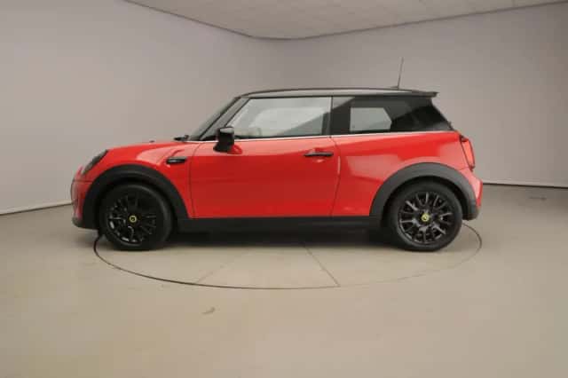 MINI Mini Electric (2022) thumbnail 3