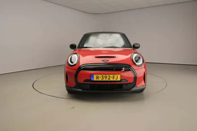 MINI Mini Electric (2022) thumbnail 4
