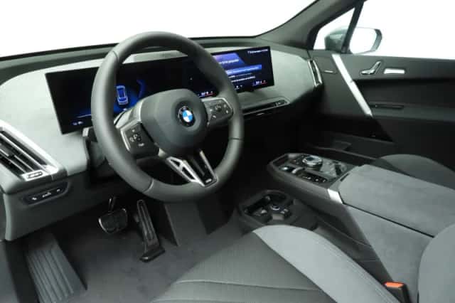 BMW iX (2026) thumbnail 6