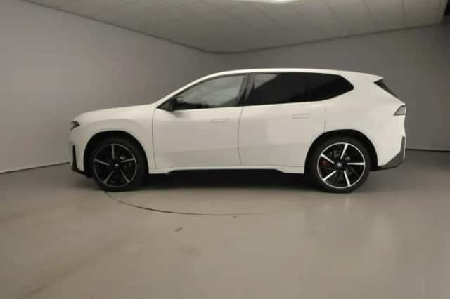 BMW iX3 (2026) thumbnail 3