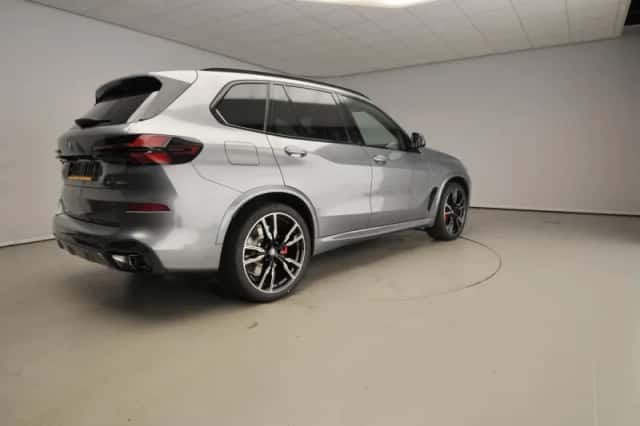 BMW X5 (2026) thumbnail 2