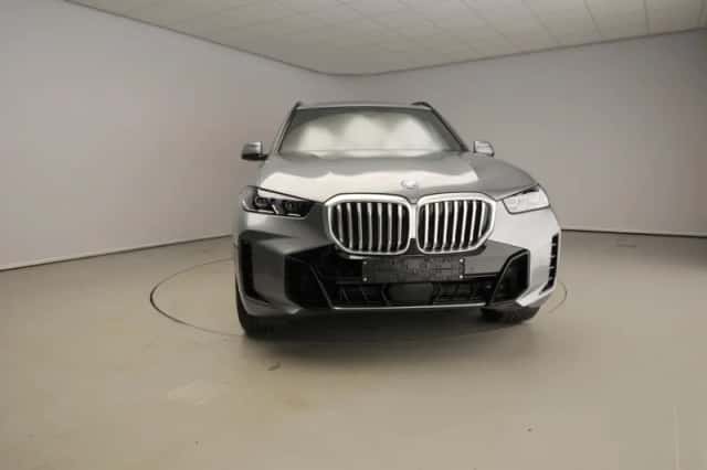 BMW X5 (2026) thumbnail 5