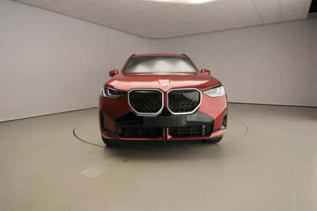 BMW X3 (2026) thumbnail 3