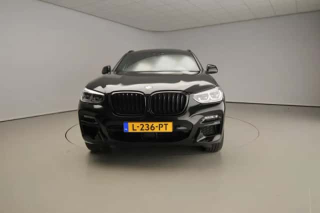 BMW X4 (2020) thumbnail 5