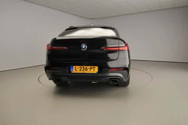 BMW X4 (2020) thumbnail 6