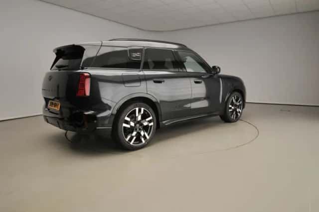 MINI Countryman (2026) thumbnail 2