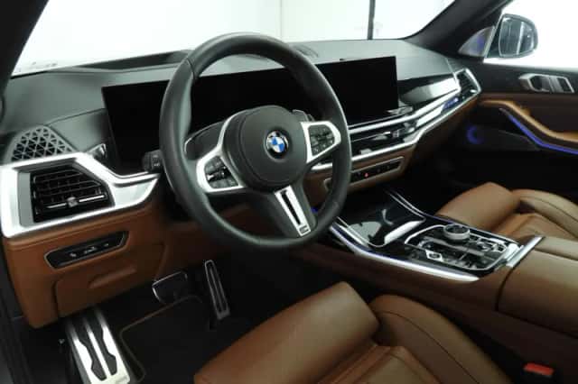 BMW X7 (2026) thumbnail 4
