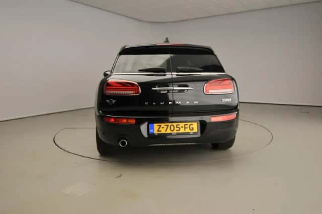 MINI Clubman (2024) thumbnail 3