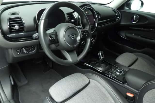 MINI Clubman (2024) thumbnail 6