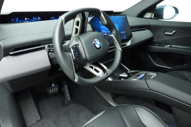 BMW iX3 (2026) thumbnail 6