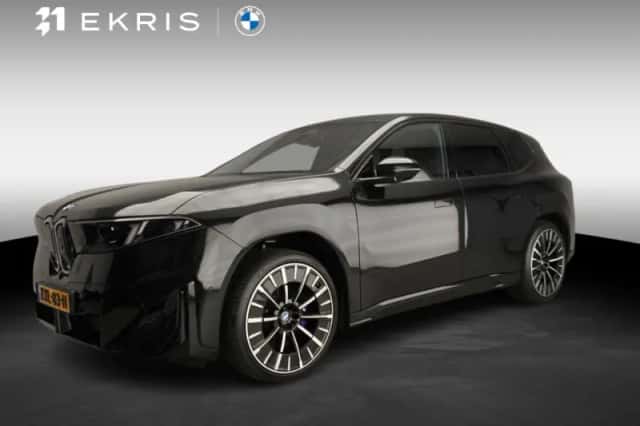 BMW iX3 (2026) thumbnail 1