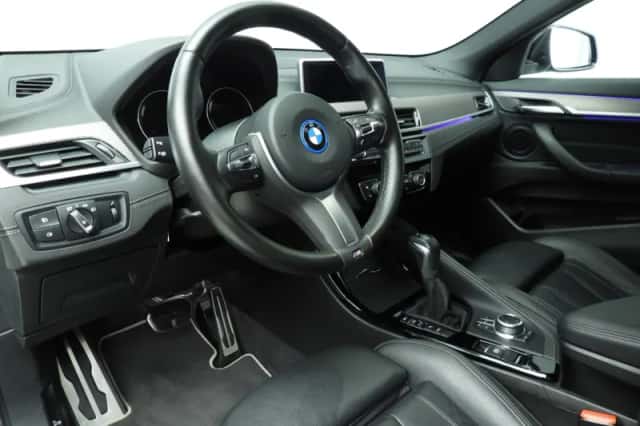 BMW X2 (2022) thumbnail 6
