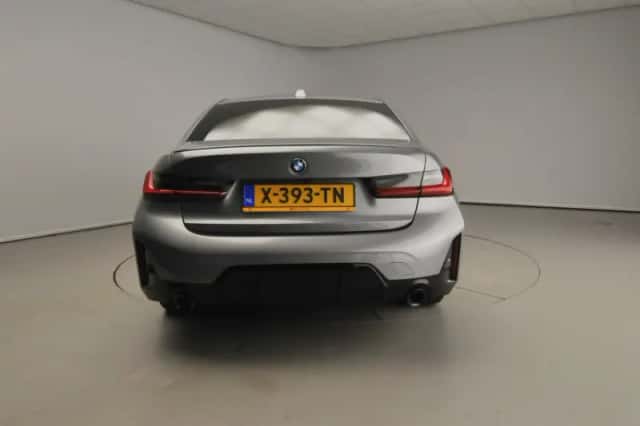 BMW 3-Serie (2024) thumbnail 4