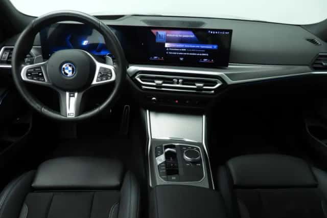 BMW 3-Serie (2024) thumbnail 6